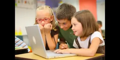 Elev Pc For Mindre Barn